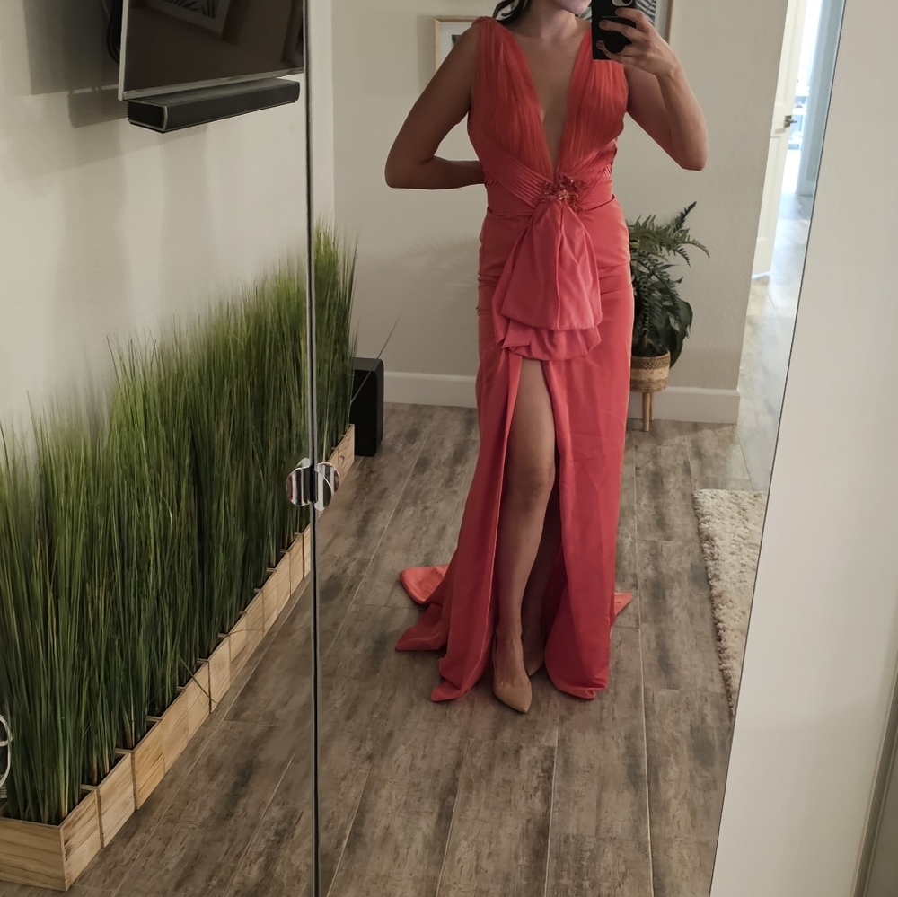 coral zuhair murad gown size 2-4